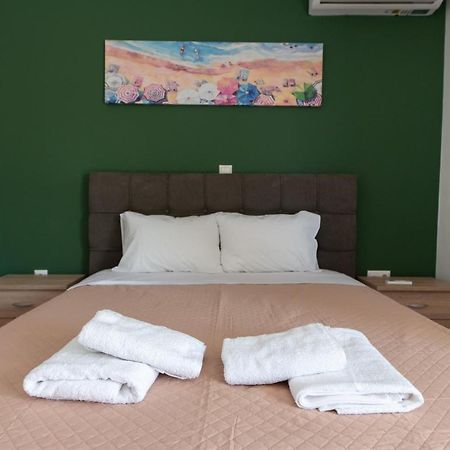 אתונה Sea View Apartment In Alimos Region מראה חיצוני תמונה
